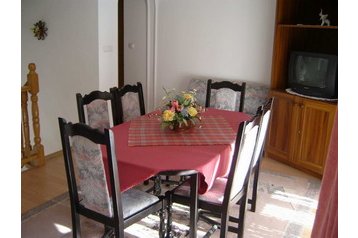 Hungrie Privát Bogács, Extérieur